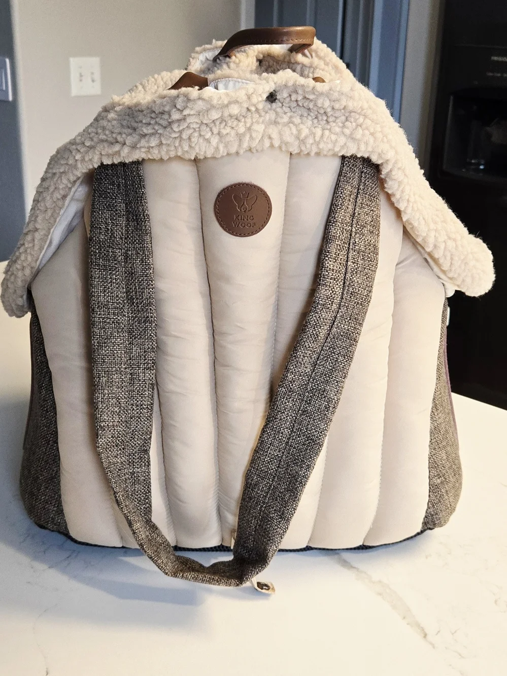 Owleys King Woof Dog Carrier Bag Removable Sherpa Bag & Cushion Straps To Secure